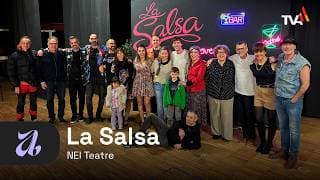 Teatre | "La Salsa", una obra original d'Oriol Vila, produïda per NEI Teatre i dirigida per Josep Solà. Imatges enregistrades el dia 15 de març de 2026.
REPARTIMENT
Àngela - Assumpció Closas i Ampo Vilalta
Conxita - Montse Casals i Nuri Valldeoriola
Martí - Pere Ruiz
Jordi - Sergi Serra
Nelson - Santiago Roset
EQUIP DE BALL
Toni Jiménez, Gemma Pérez, Dani Sánchez, Laia Boix, Paco Uceda i Òscar Vilarasau
EQUIP TÈCNIC
Direcció - Josep Solà
Apuntador - Nasi Pons
Escenografia - NEI Teatre
So i llums - Carles Canellas
Fotografia - Santiago Roset
REALITZACIÓ TV ARTÉS
Càmera - Lluc Not
Muntatge - Albert Ibáñez La Salsa - NEI Teatre
